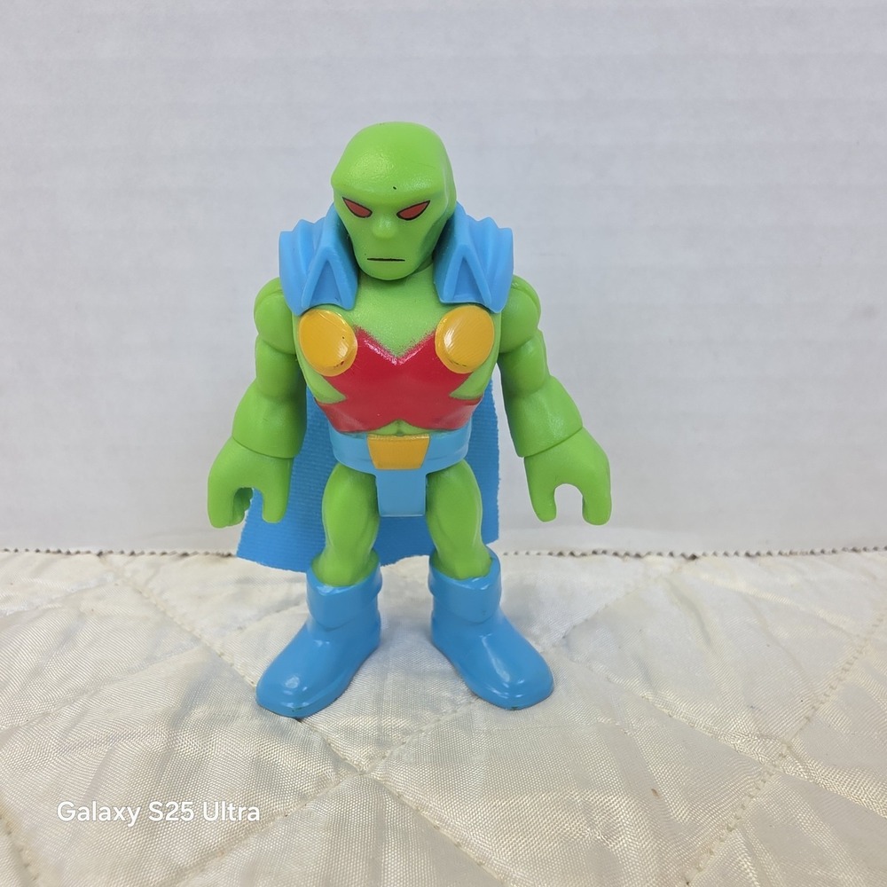 Imaginext DC SuperFriends Series 1 Martian Manhunter 3" figure w/cape